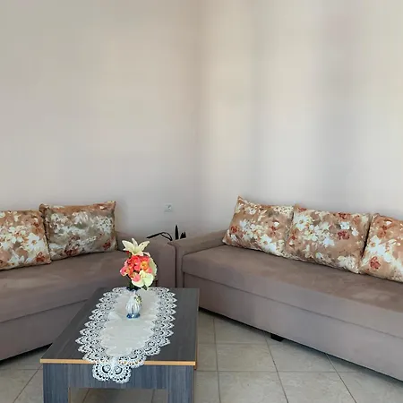 Apartment Ylli Cunaj *