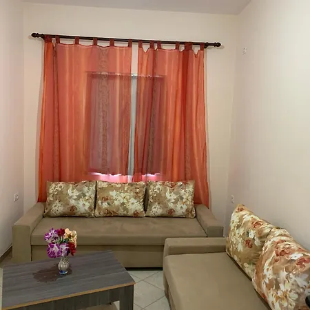 Ylli Cunaj Apartamento *
