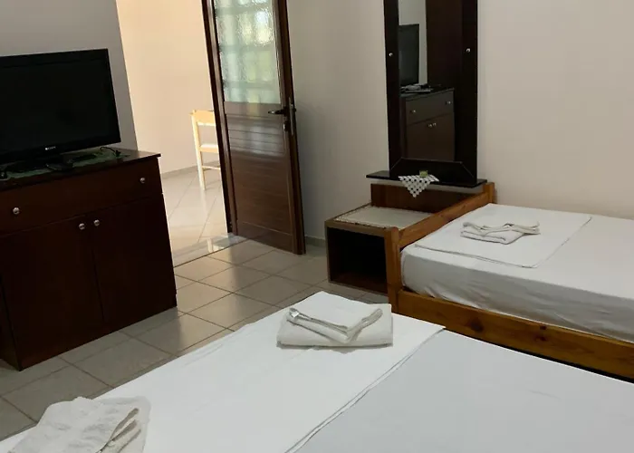 Ylli Cunaj Apartment *