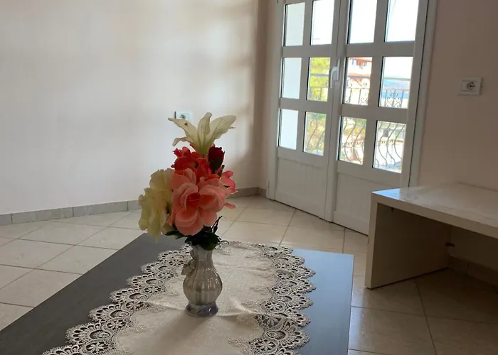 Ylli Cunaj Apartment Sarande